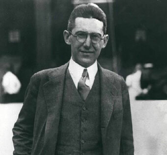 Leonard Bloomfield