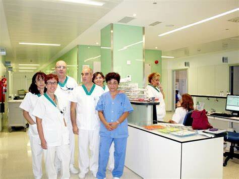 El modelo de relaciones asistenciales se instauró en 2 fases.