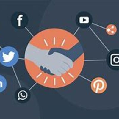 Timeline: REDES SOCIALES