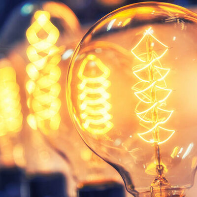 Timeline: Historia de la Electricidad