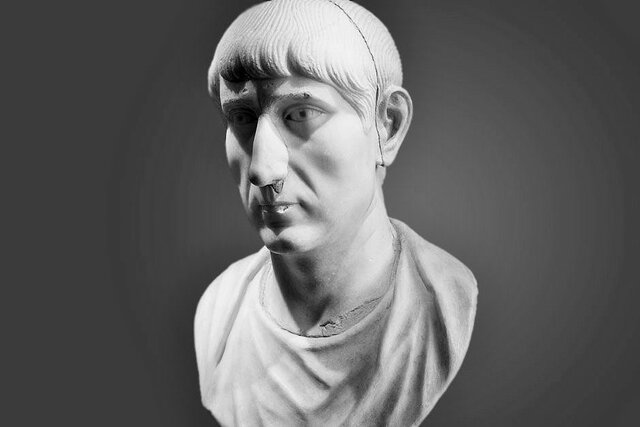 CONSTANCIO II (337-361): Enfrentamiento de sus hermanos