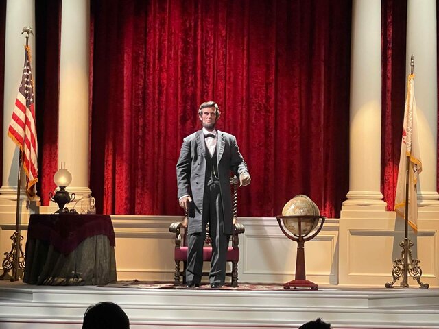 Great Moments with Mr Lincoln opens