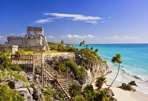 Se crea el Estado de Quintana Roo.