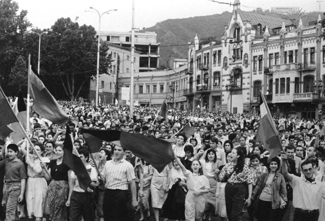 Georgia declares it's independence