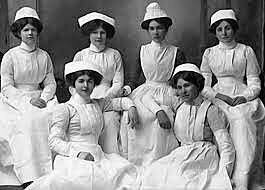 Se observó el surgimiento y desarrollo de la partería profesional en México.