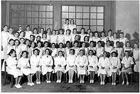 La licenciatura en Enfermería y Obstetricia.