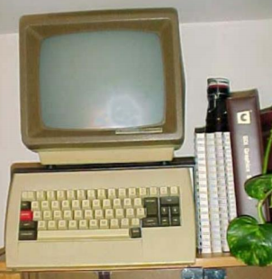 Desktop CROMEMCO C-10