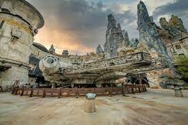 Star Wars: Galaxy's Edge opens in Disneyland