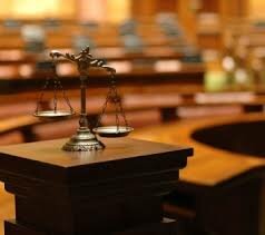 Artículo 17, por el que se adiciona un párrafo tercero y se recorre el orden de los párrafos subsecuentes.