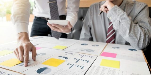 Se presenta un marco comparativo entre auditorias y sus enfoques.