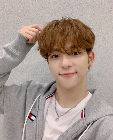 Woojin left the group