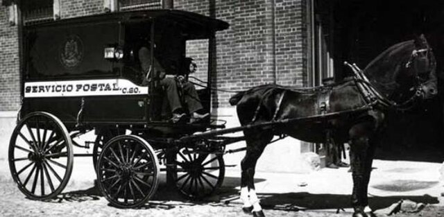 Primer servicio postal