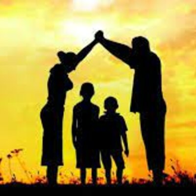 Timeline: DESARROLLO HISTORICO DE LA FAMILIA