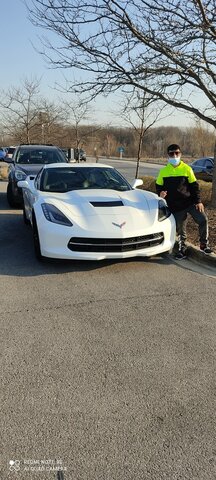 Foto con mi carro de mis sueños