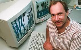 El 12 de marzo de 1989 Tim Berners Lee describió por primera vez el protocolo de transferencias de hipertextos