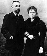 Marie Curie,  Becquerel y  Pierre  Curie.-Definición de  Radiactividad