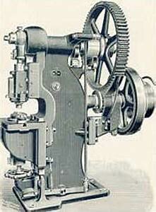 primera prensa hidráulica