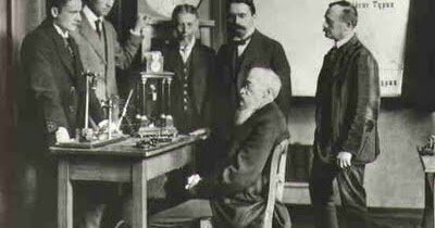 1878- 1919 Inicio de la PAFD