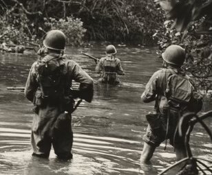Las fuerzas estadounidenses combaten contra Japón en el Pacífico
