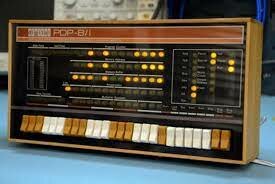 PDP-8-DIGITAL EQUIPMENT CORPORATION (DEC)