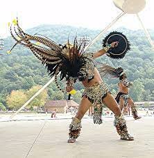 DANZA DE LOS AZTECAS
