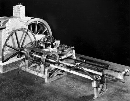 Primer barco construido de hierro.