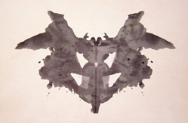 Hermann Rorschach elabora la Prueba de Manchas de Tinta