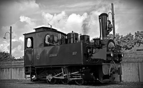 Primera locomotora a vapor