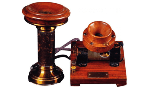 Primer teléfono