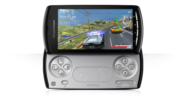 Xperia PLAY Smartphone android con playstation (2011)