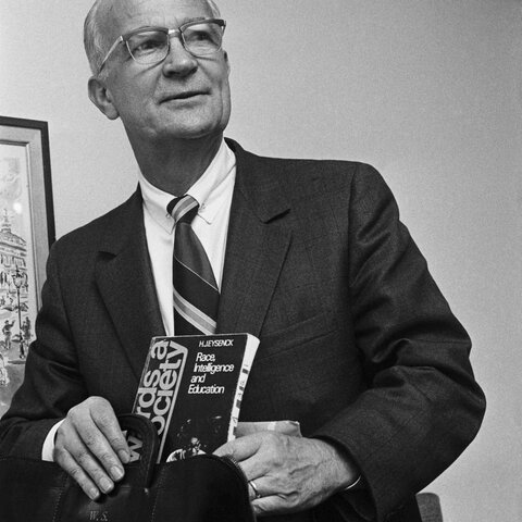 El fallecimiento de William Shockley en Standford, California, Estados unidos
