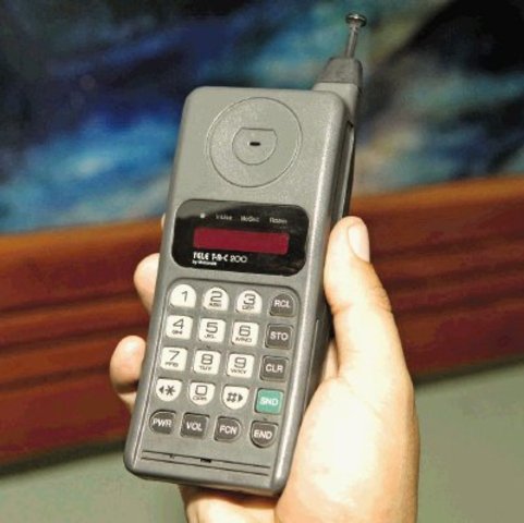 Moviles celulares se hacen públicos.