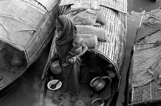 Nacimiento del Programa Mundial de Alimentos.