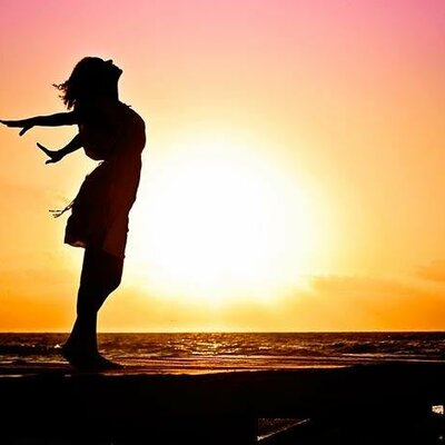 Timeline: Bio como hija