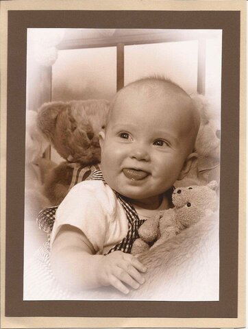 Avery is born- 1st Child