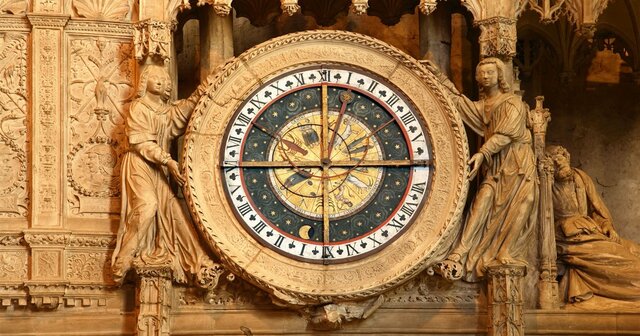 Reloj mecánico.