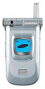 LOS PRIMEROS MÓVILES CON CÁMARA INCORPORADA