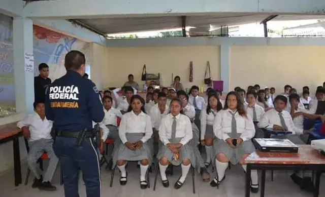 DECRETO,reforman y adic del Código Penal Fed; Código Fed de Proced Penales; Ley Protección de Derechos de Niñas, Niños y Adoles; Ley Gral de Educación; Ley de Asoc Religiosas y Culto Público; Ley Fed de Protecc al Consumidor y Ley Reglam del Art 5 Const.