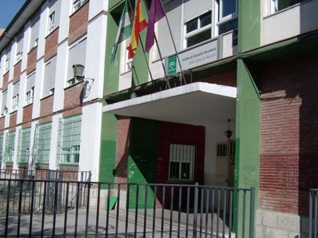 Curso el Bachillerato Unificado Polivalente