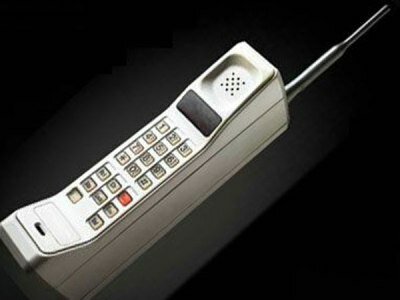 Teléfono celular primera generación