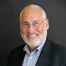 Joseph Stiglitz,quien renunció como vicepresidente y economista en jefe del Banco Mundial, por sus conflictos con el presidente del Banco y con el Fondo