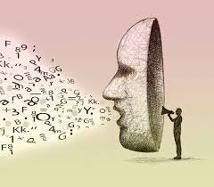 uso de seudónimos en las redes sociales