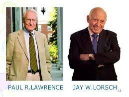 PAUL LAWRENCE Y WILLIAM LORSCH