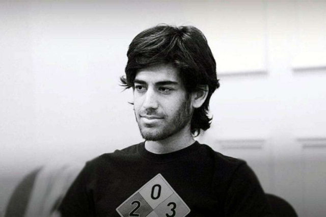 Suicidio de Aaron Swartz por un procedimiento legal en su contra