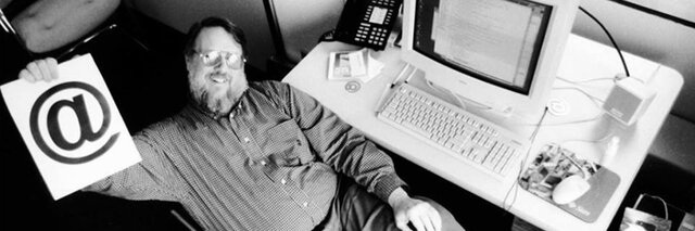 Se envía el primer correo elecrónico