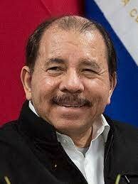 Sube al poder Daniel Ortega(Nicaragüense)