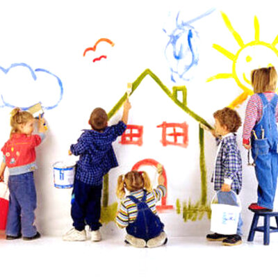 Timeline: TRAS LOS PASOS DE LA INFANCIA Y LA ADOLESCENCIA