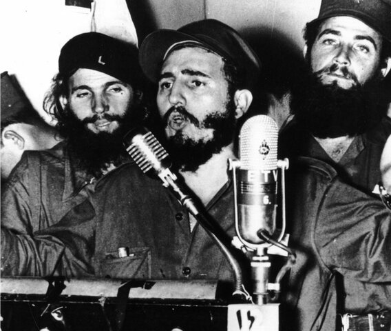 Revolución Cubana + Toma del poder de Fidel Castro