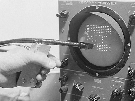 MIT – Whirlwind computer