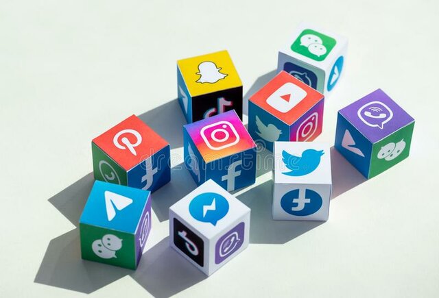 REDES SOCIALES